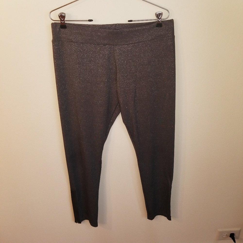 ⬇Free People | Shimmery Silver Leggings w/ Zippers